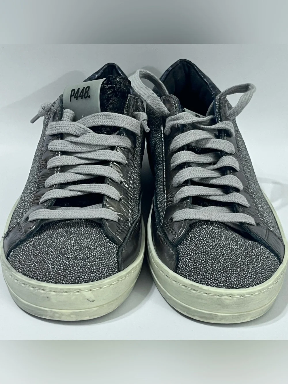 P448 John Sneakers in Sparkling Silver & Black Glitter Sz 6